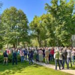 Gäste am Biosphärentag beim Gottesdienst im Lindenpark